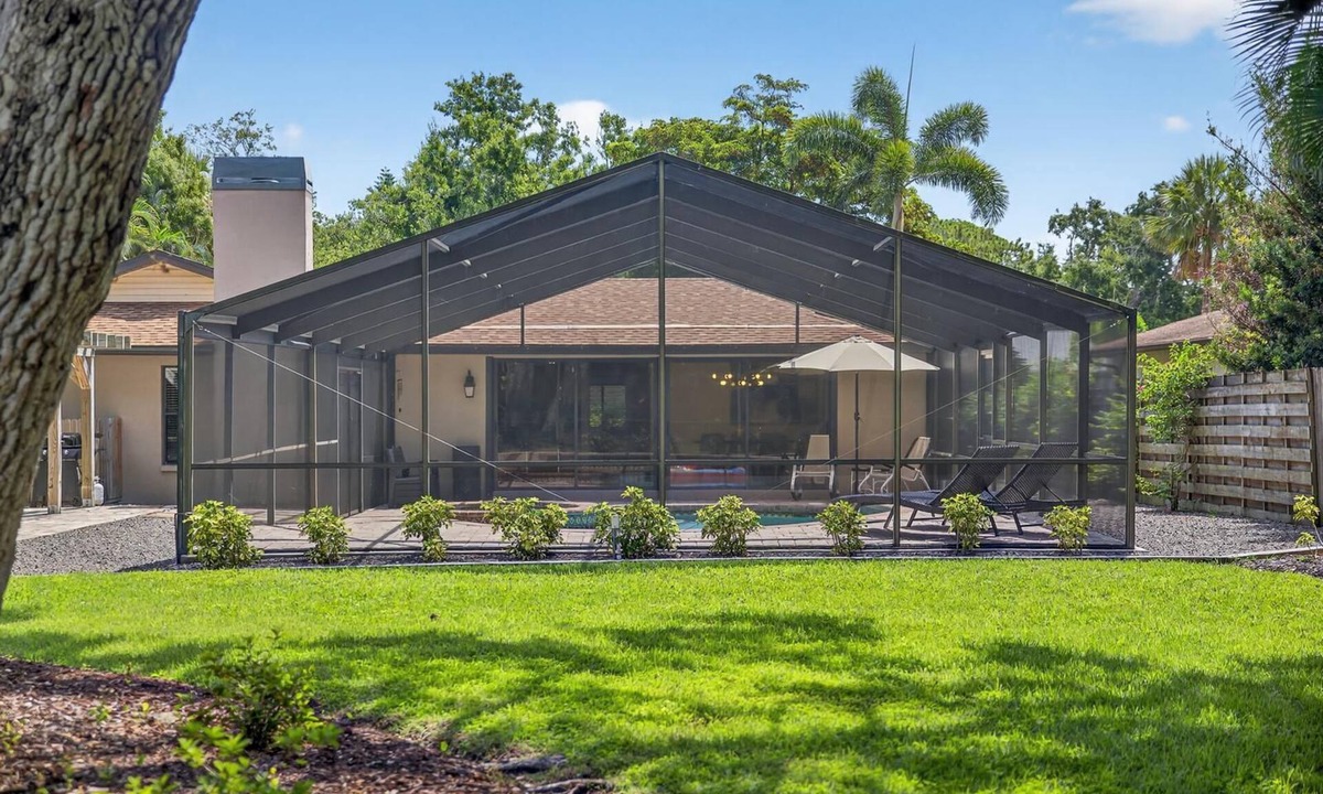 Sarasota Springs House | Moon Luxury Retreat/Heated Pool