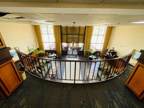 Mystic Hotel | Mystic River Hotel & Suites