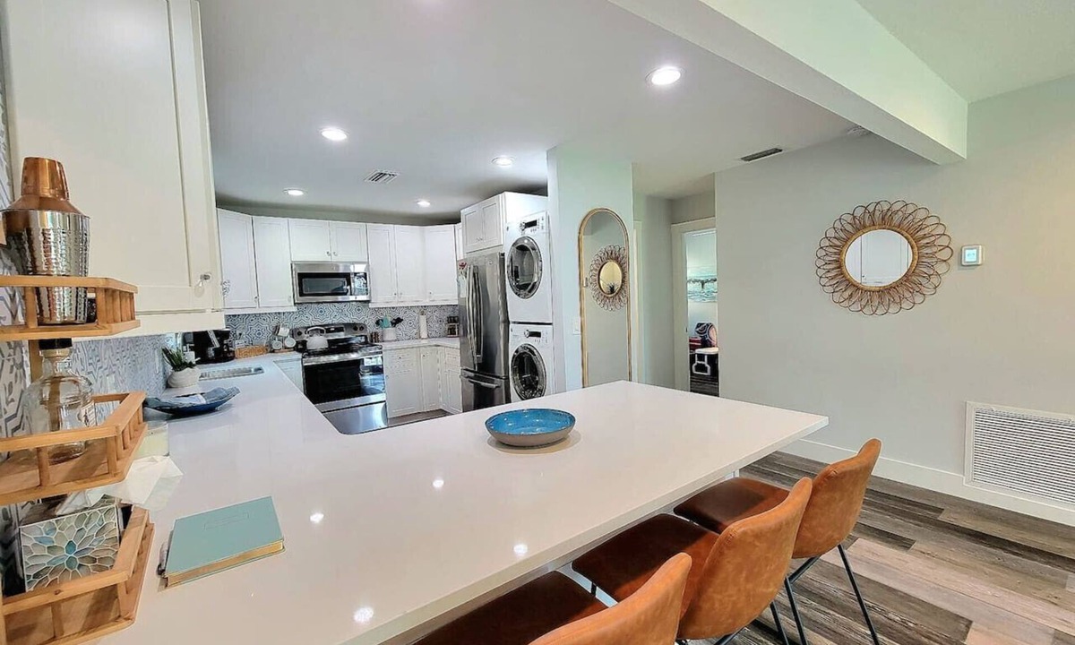 South Gate Ridge House | Near Siesta Key | Quiet, Family-Friendly, 3 Beds