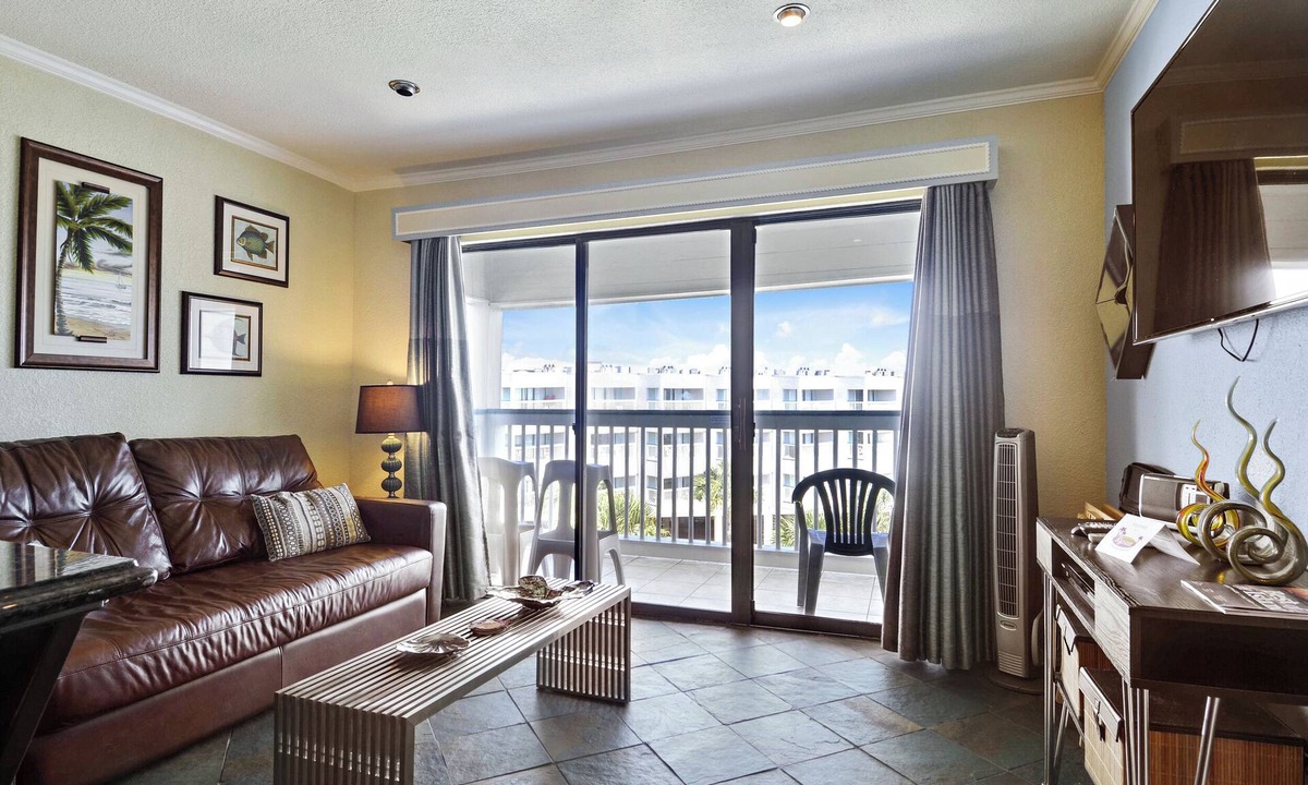 Galveston Condo | Neptune's Retreat by Ryson Vacation Rentals