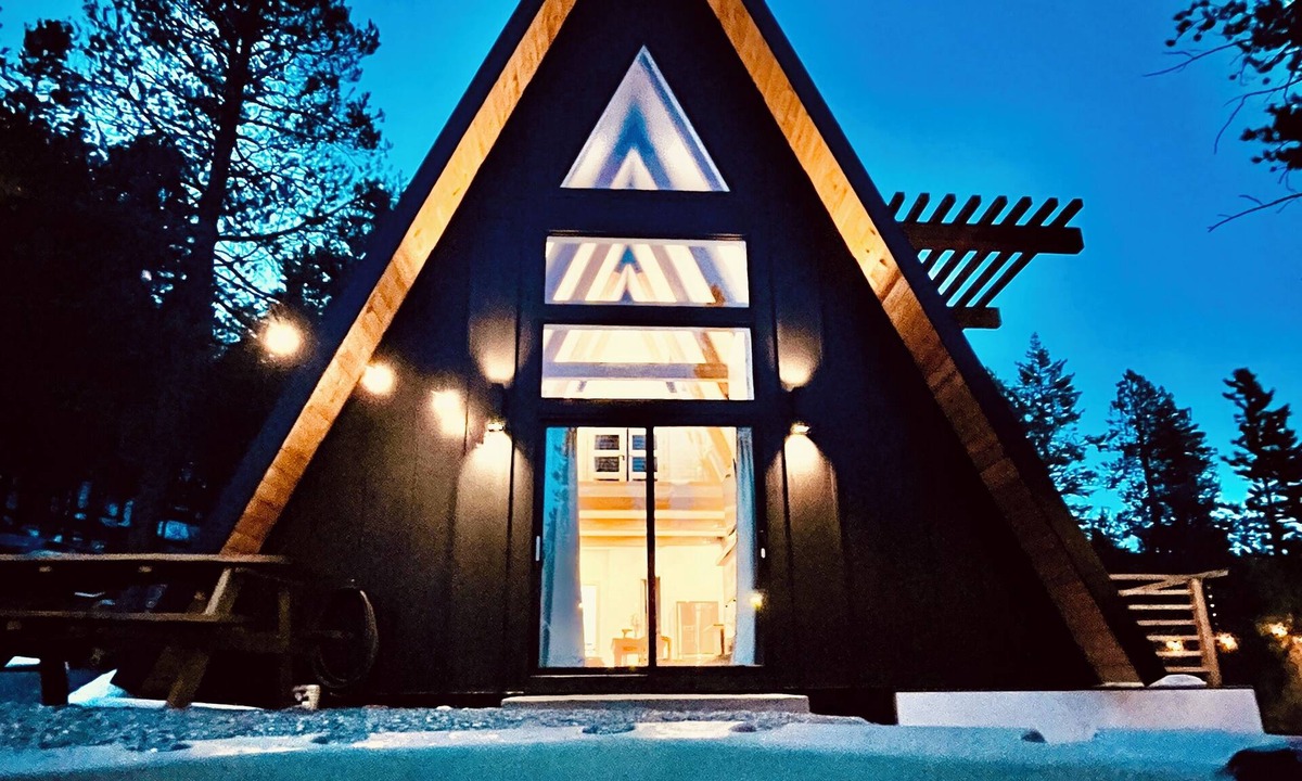 Black Hawk Cabin | NEW A-frame in Golden Gate Canyon State Park