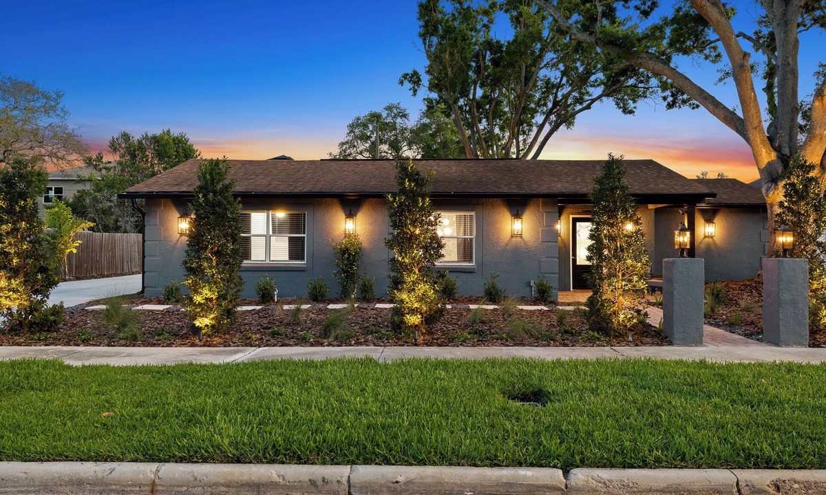 Ballast Point House | NEW! Luxury Home- Eternity Wellness Retreat: Jacuzzi, Sauna, Cold Plunge