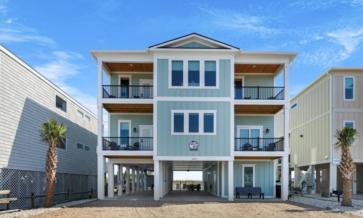 Holden Beach House | New luxury ocean front w/Heated private pool, Elevator, 8 Bed/8 Bath