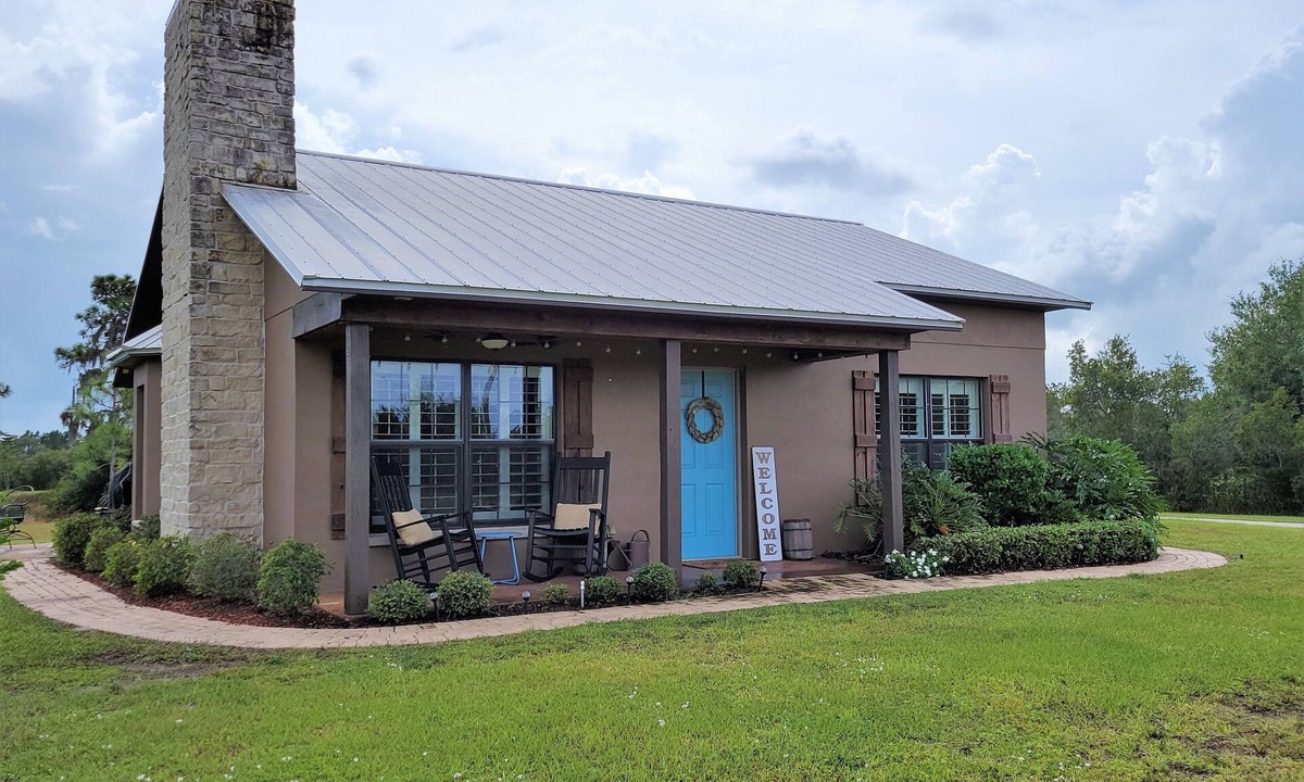 Braden River House | (NEW) The Guesthouse (near Lakewood Ranch)