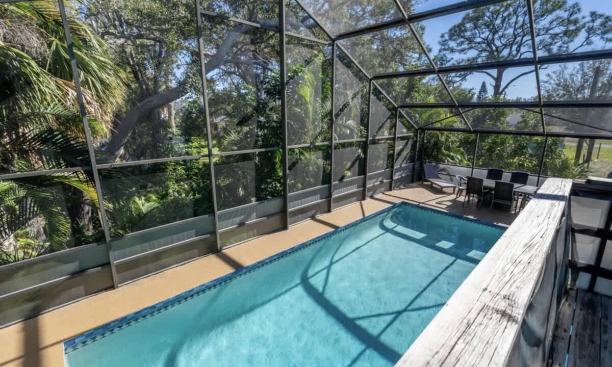 Laurel House | Nokomis Beach House: Heated Pool, 5min to Beach