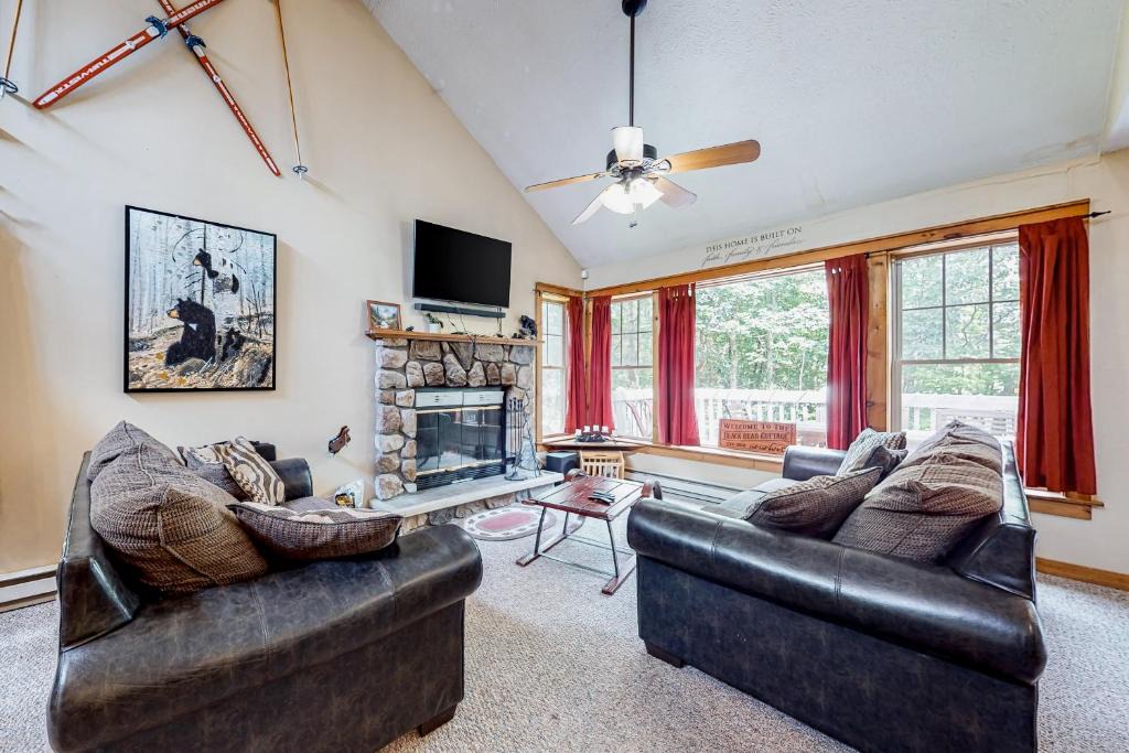 Tannersville House | Northridge 343