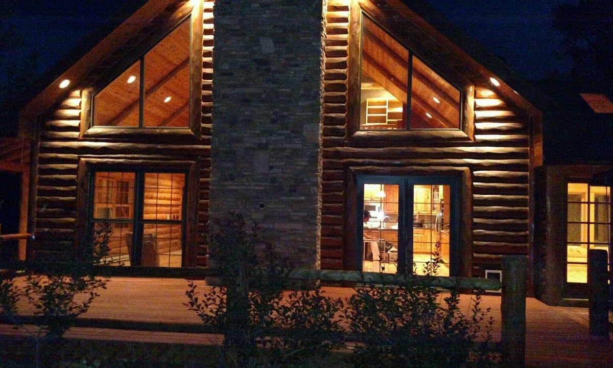 Idaho Springs Cabin | NOVEMBER DISCOUNTS1 Log Cabin Sanctuary, beautiful stream running through.