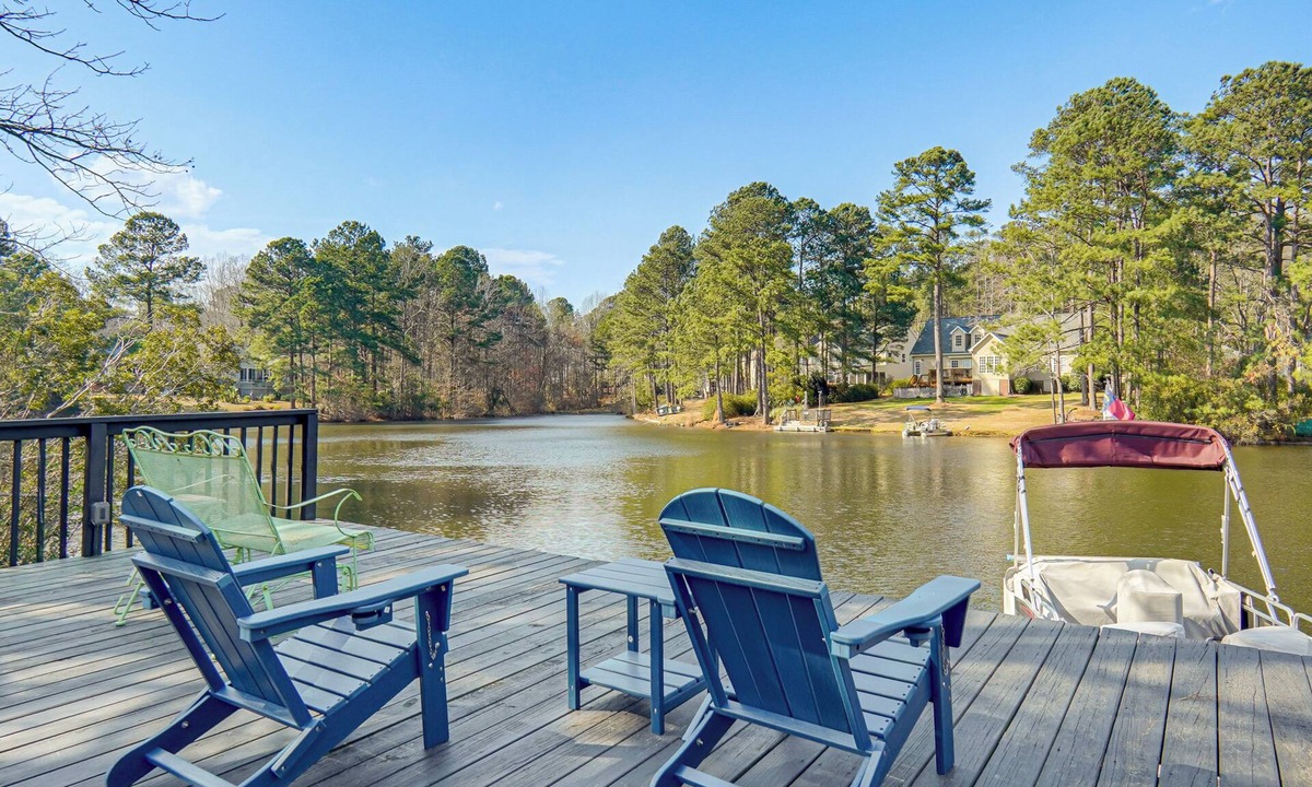 Olivia House | Pedal Pontoon & Movie Room! Lakefront Family Home