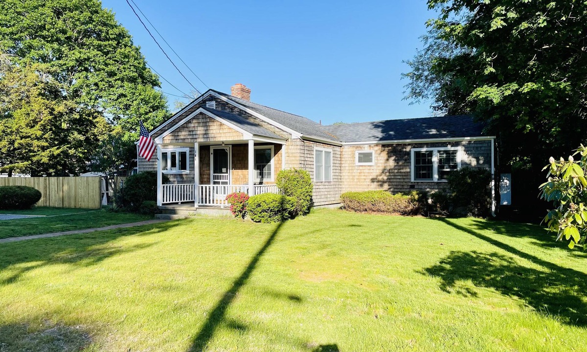 Mystic House | Perfect Group Escape · Coastal Mystic Ranch