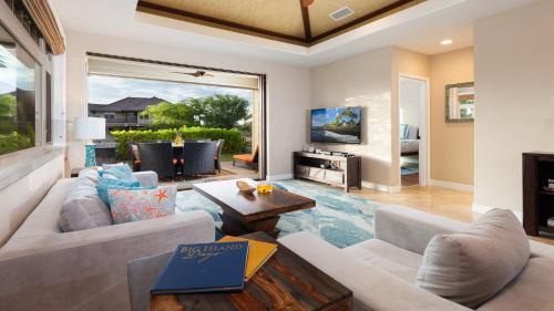 Kamuela House | ❤PiH❤ SWEET ESCAPE Free Private Beach Club Free Resort Pool Waterslide Passes