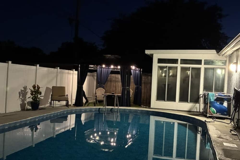 Pinellas Park House | Pinellas Paradise - Pool Oasis - Pinellas Park