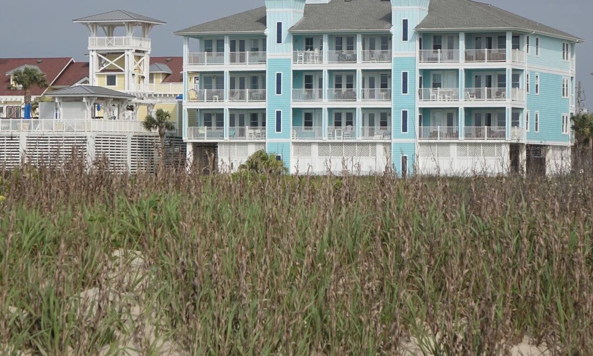 Red Fish Cove Condo | Playa Blanca -Beach Front-Ocean View- 3BD/2BA. Sleeps 9
