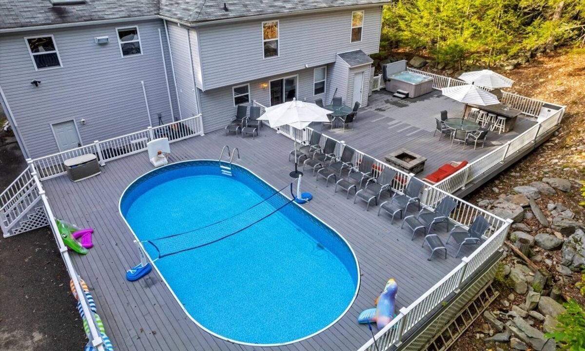 East Stroudsburg House | Pool + Hot Tub - Mini Putt, Gameroom, Firepit, Grill, Dog + EV Friendly