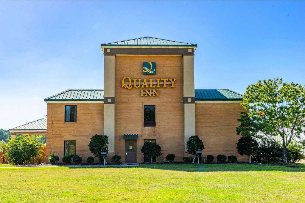 Whiteville Hotel | Quality Inn Whiteville North