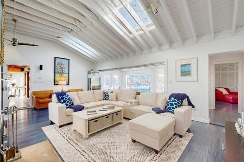 Dodds Addition House | Rehoboth Beach - 38200 Robinsons Dr - Desirable Dodd's Addition