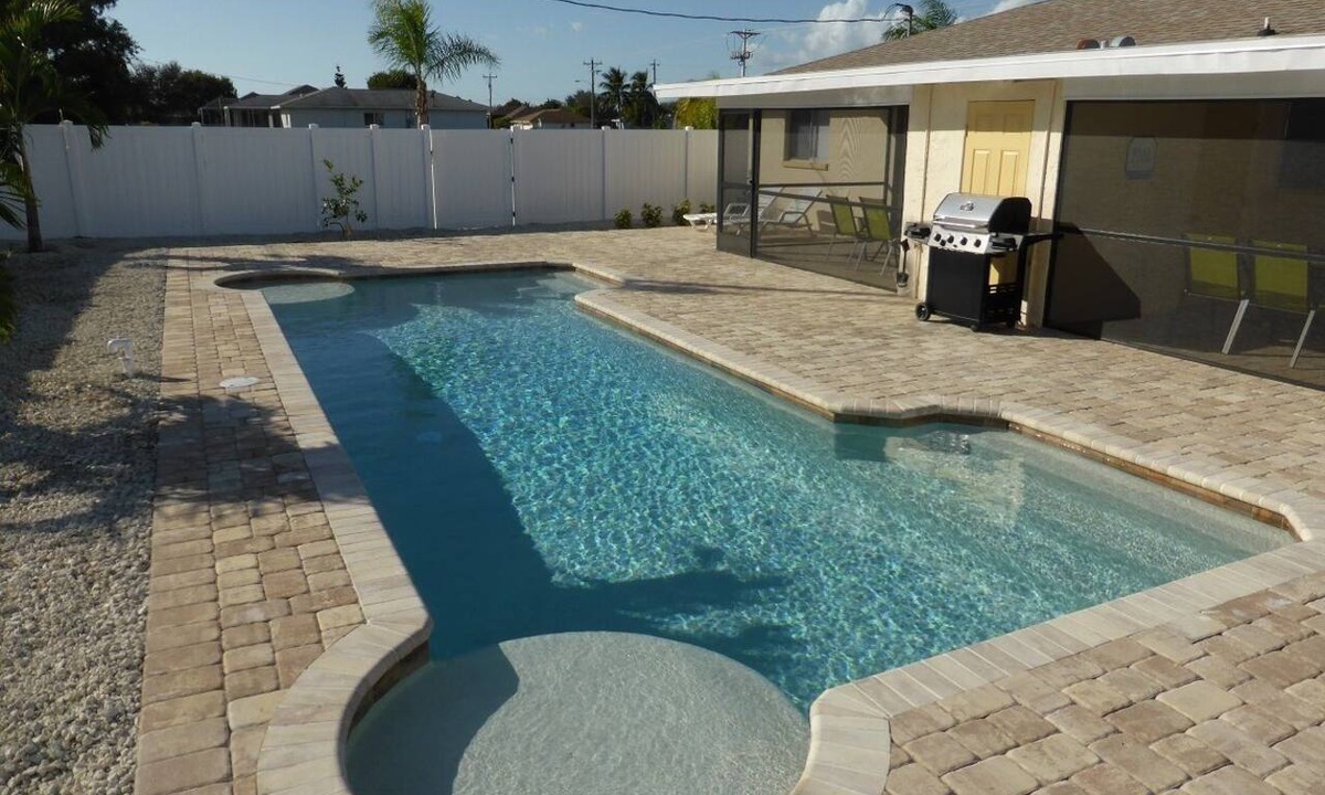 Cape Coral Apartment | Relax and enjoy – Quiet vacation home with heated privat pool!