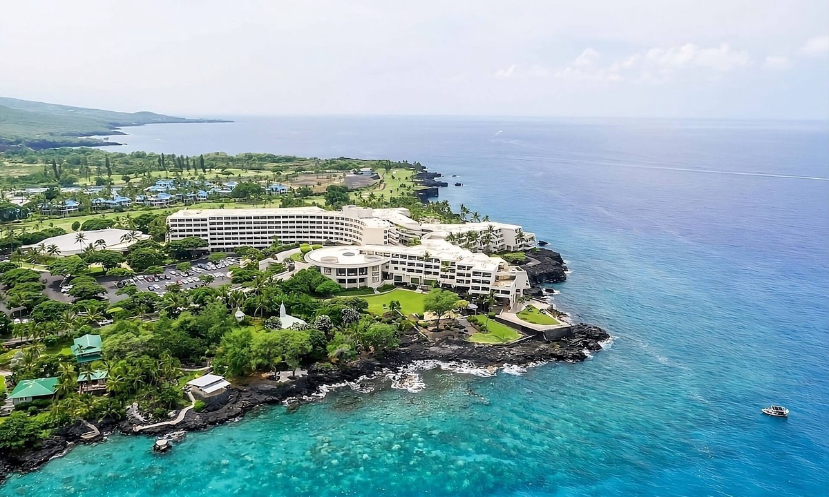 Keauhou Hotel | Relax in Your 3 Convenient Units! 2 Pools, Minutes to Beach & Haleo Luau!