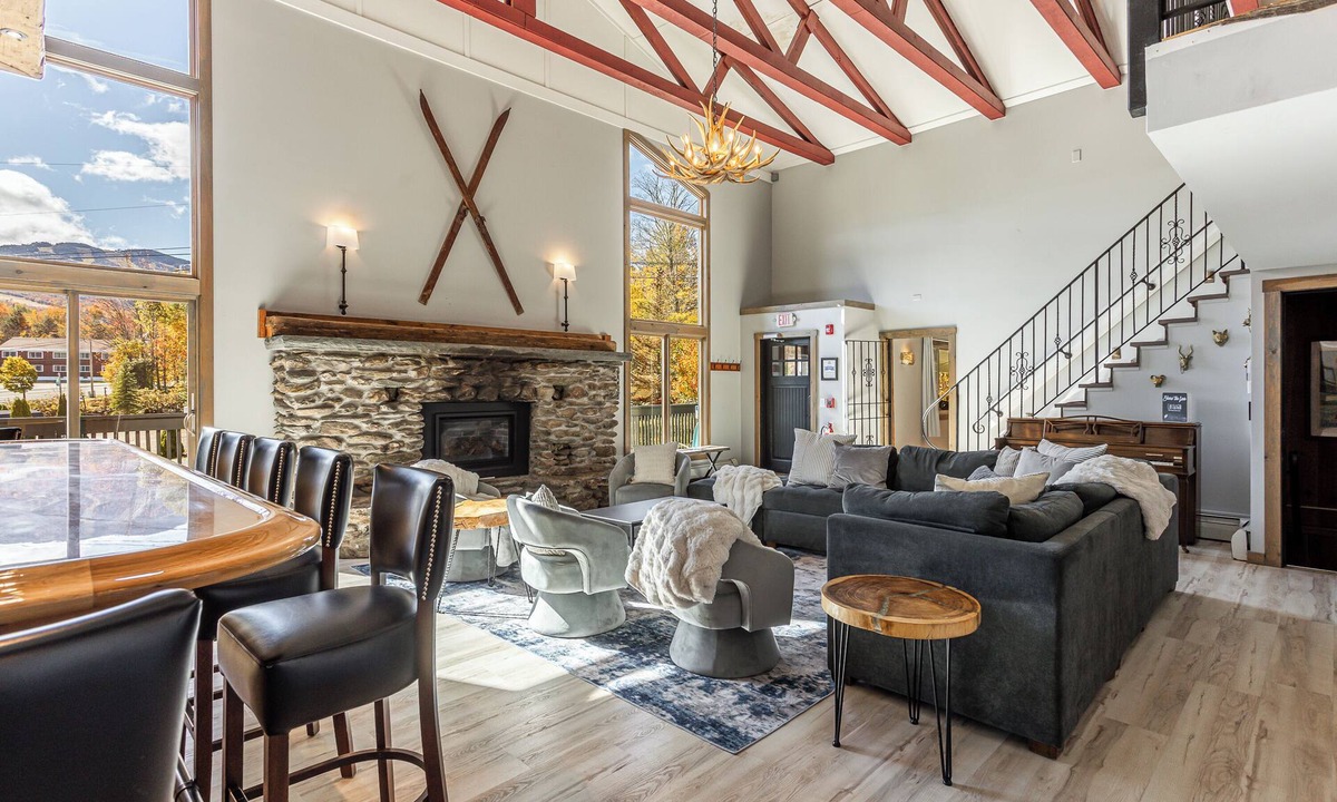 Killington Cabin | Rent An Entire Inn! Sleeps 30! As seen on Staycation TV!