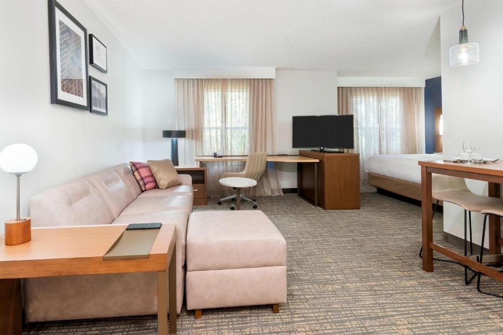 Bayou Oaks Hotel | Residence Inn by Marriott Sarasota Bradenton