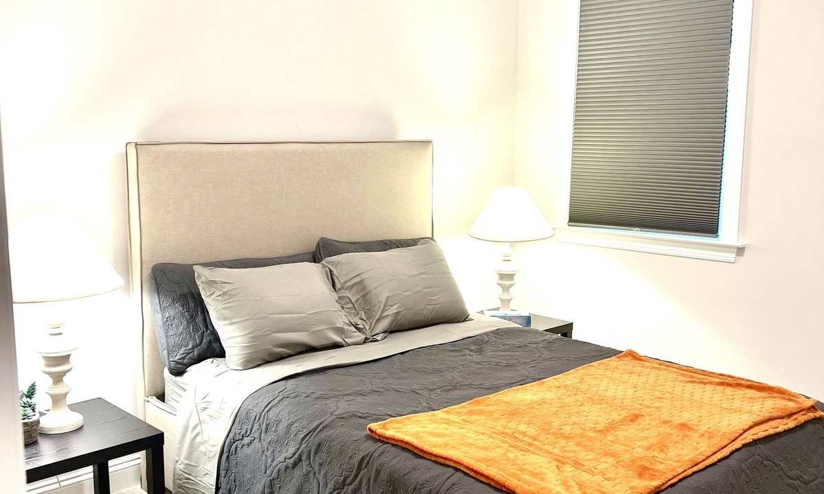 Kipling House | Rm1: Chic and Cozy Private Bedroom