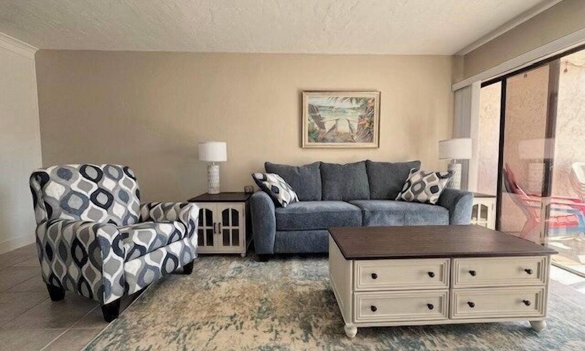 Bradenton Beach Condo | Runaway Bay 135 - Beach, Pool, gym and bay