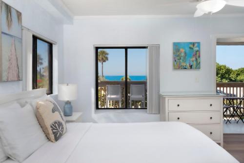 Pass-a-Grille Hotel | Sabal Palms Inn