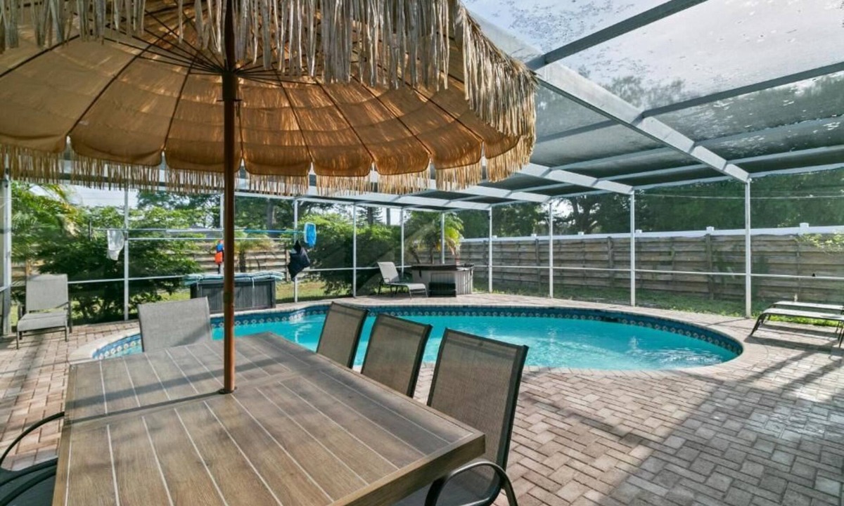 Whitfield House | Sarasota Family Home | Private Heated Pool | Relax