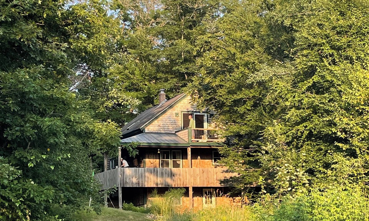 Fryeburg Cabin | Ski and Snowmobile Maine- ITS 80 trail, Pleasant Mountain and North Conway