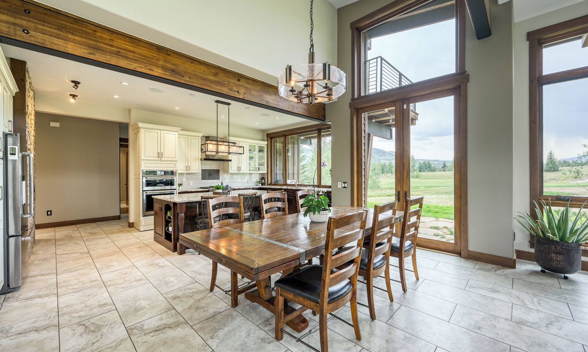 Three Peaks House | Spacious 5-Bedroom Luxury Family Home in Beautiful Silverthorne.