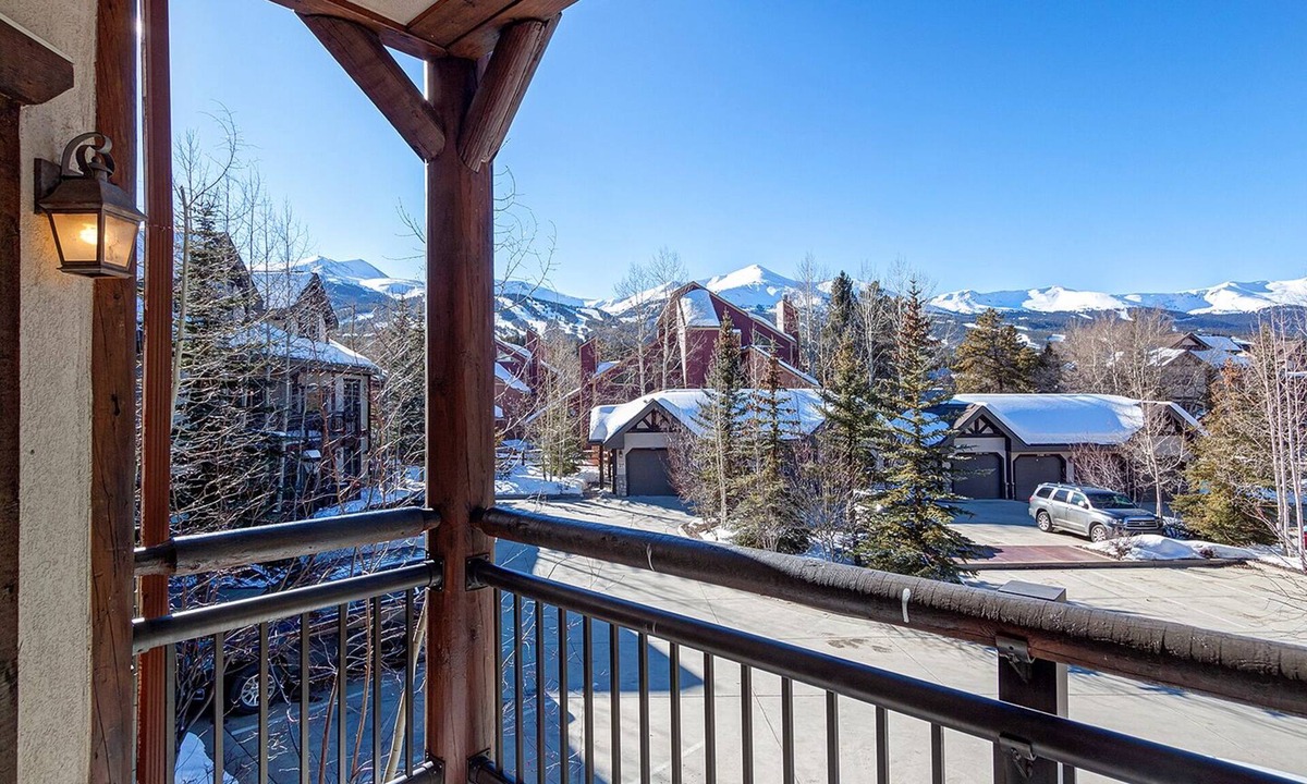 Warrior's Mark Condo | Spacious Breckenridge condo, Outdoor hot tub, 2 blocks from Main Street, Fantast