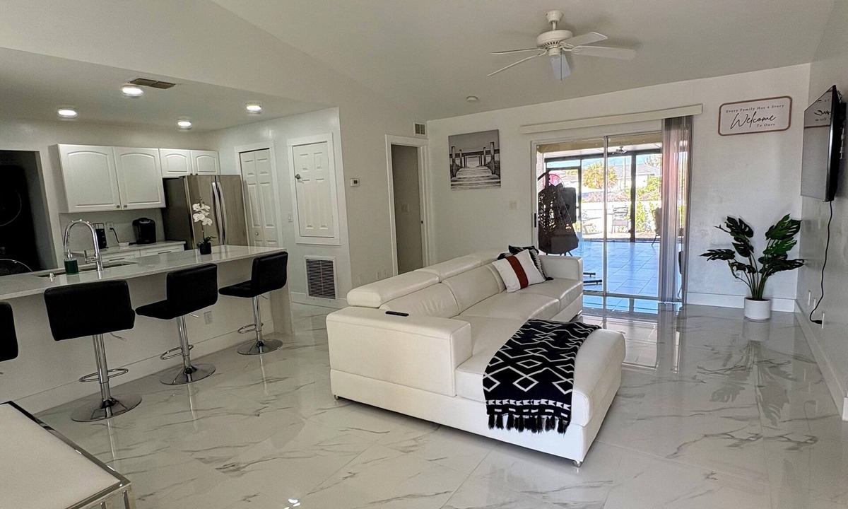 Centennial House | Spacious Home in lovely Lehigh Acres