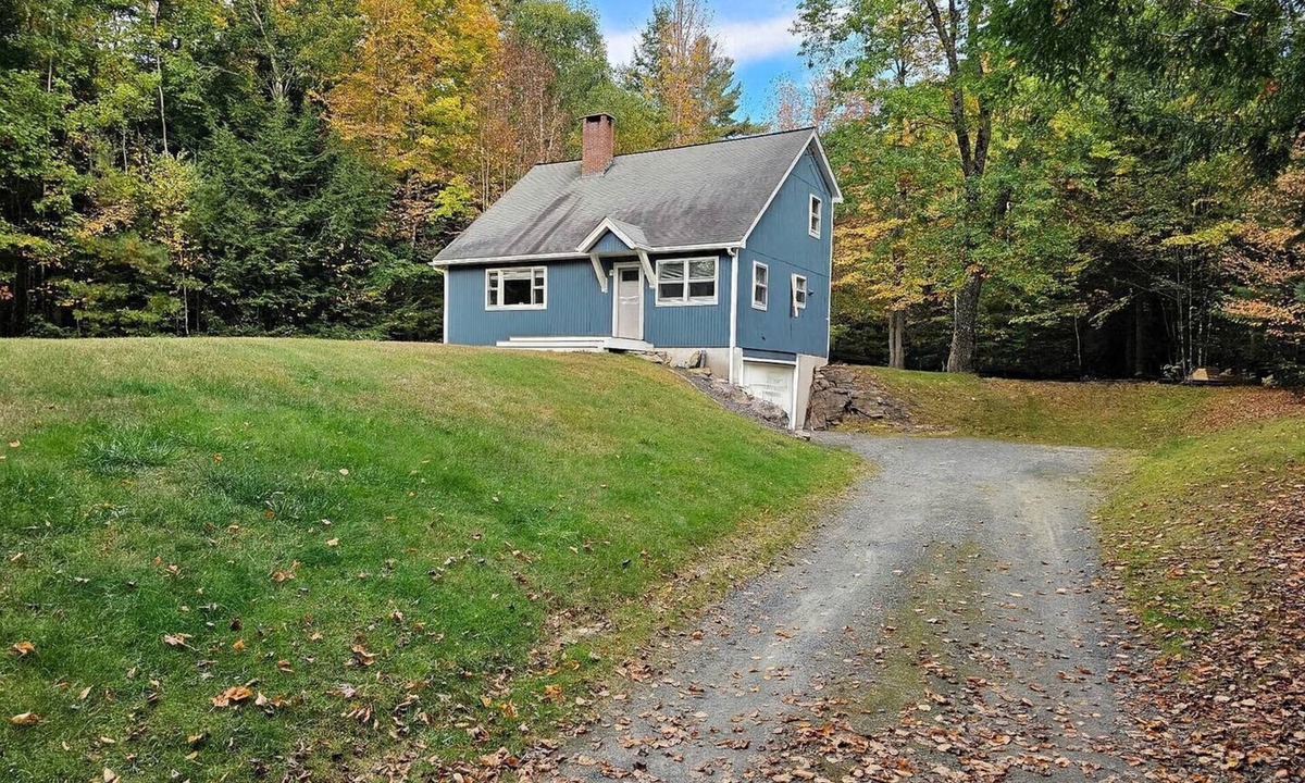 Bath Cabin | Spacious Mountain Cabin with Hot Tub & Fire Pit near White Mountains, New Hampshire