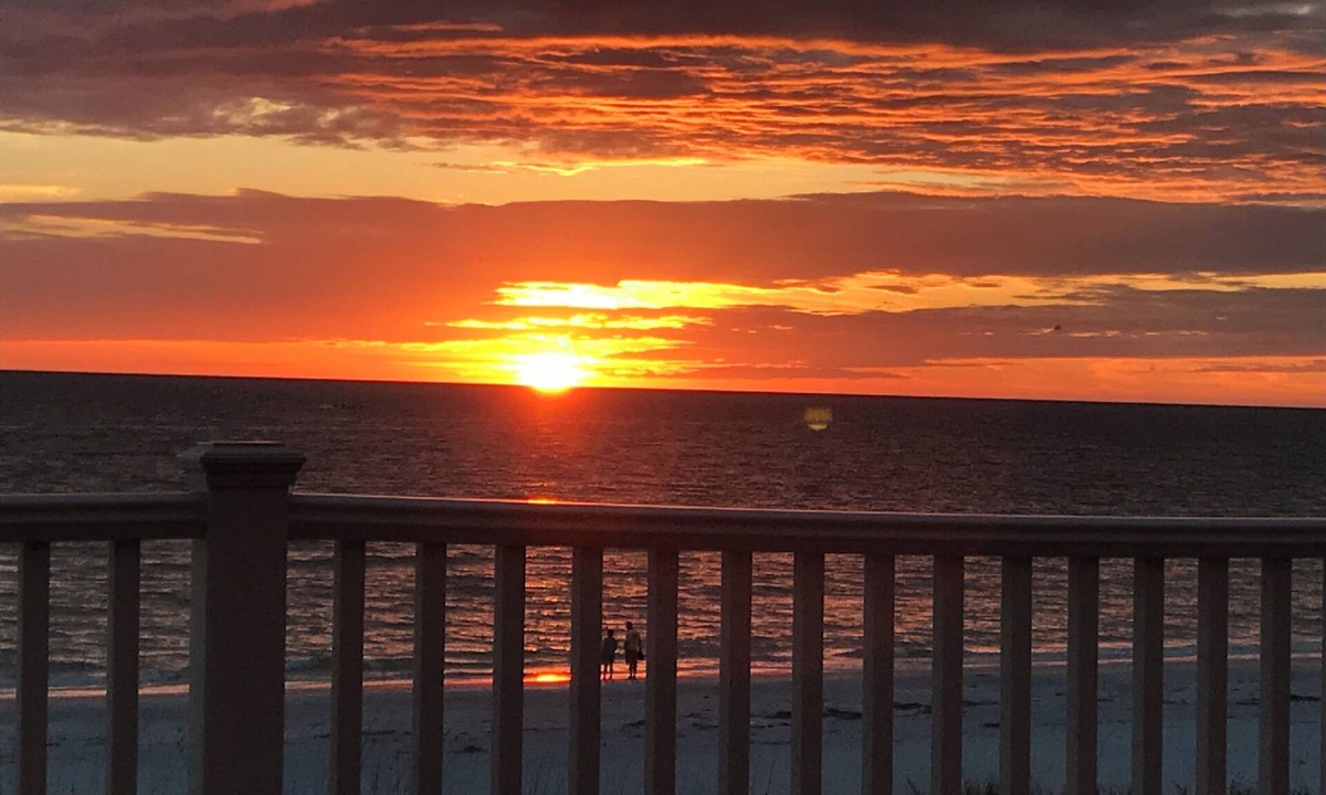 Treasure Island Condo | Spectacular Oceanfront condo on the Sands of Treasure Island