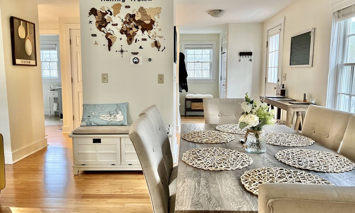 Nantucket House | Spotless Secluded Getaway - 10min. to Town