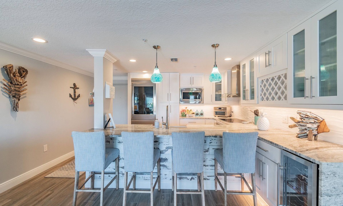 Redington Shores Condo | Stunning and completely updated Redington Beach condo!