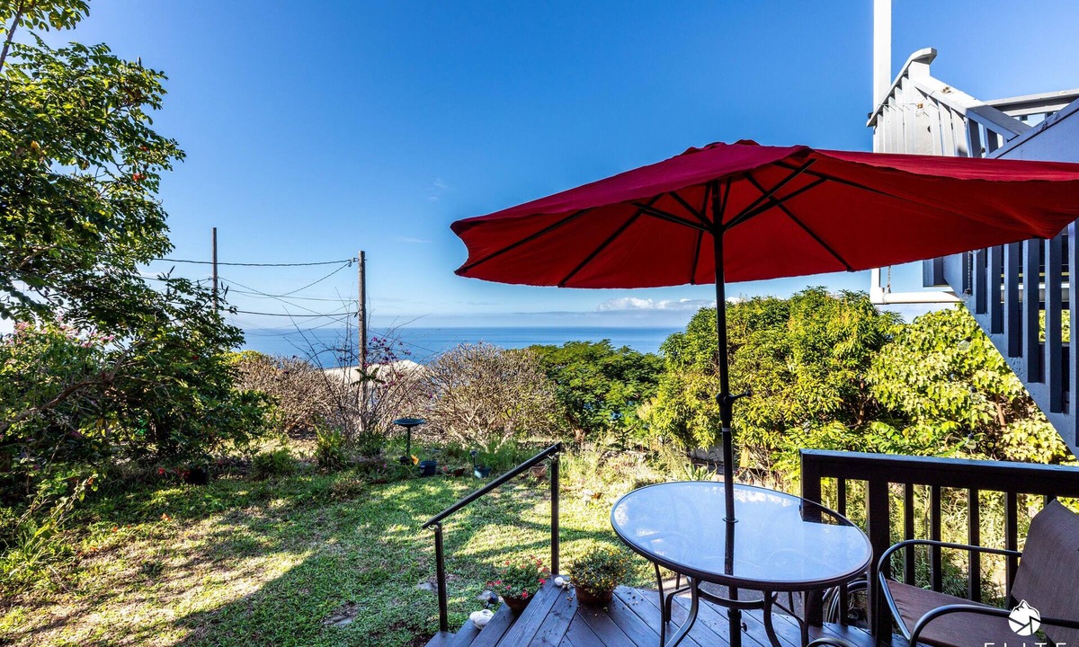 Kona Paradise House | Stunning ocean views guest house in Kona Paradise, quiet & safe neighborhood.