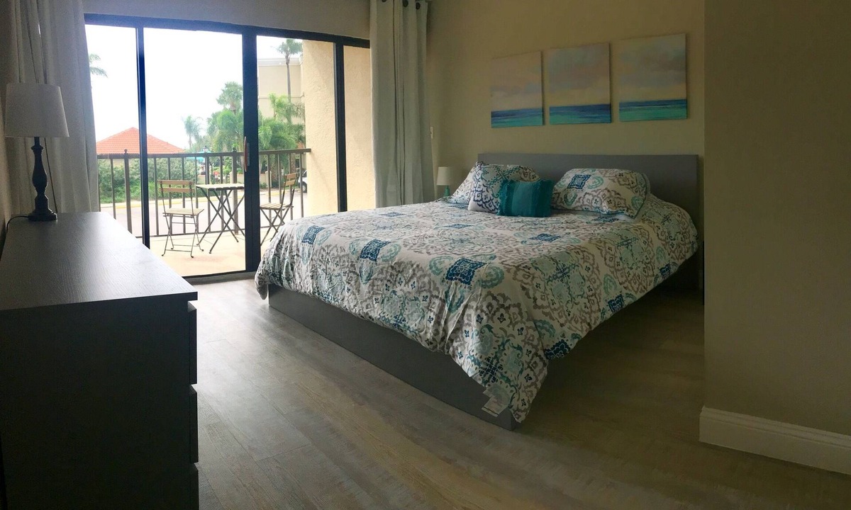 Sunset Beach Condo | Sunset beach getaway