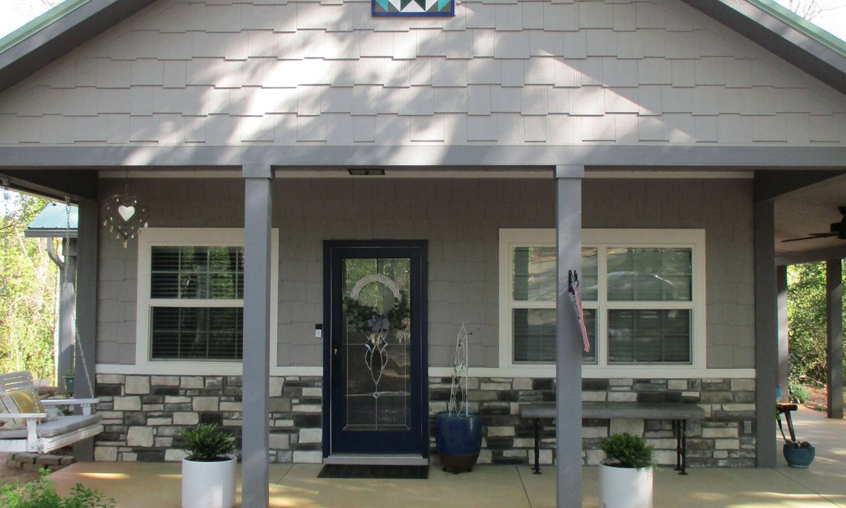 Andrews Cabin | The Americana - A Modern & Rustic Cabin with a Woodsy View