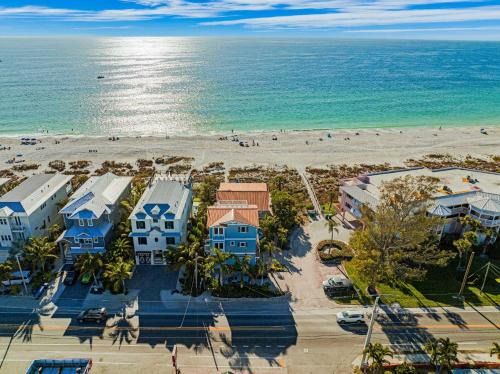 Bradenton Beach House | The Blue Horizon