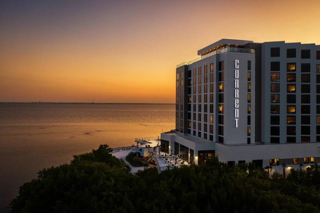 Rocky Point Hotel | The CURRENT Hotel, Autograph Collection