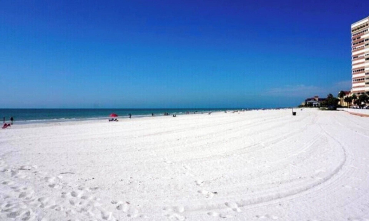Redington Shores Hotel | The Monterey offers this view in 45 sec