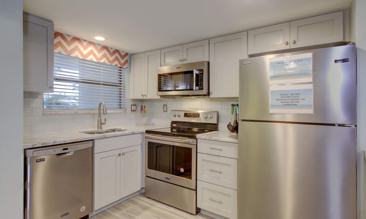 Belle Vista Condo | Toes in the Water in Seconds! No Roads to Cross. Gulf Front Building!