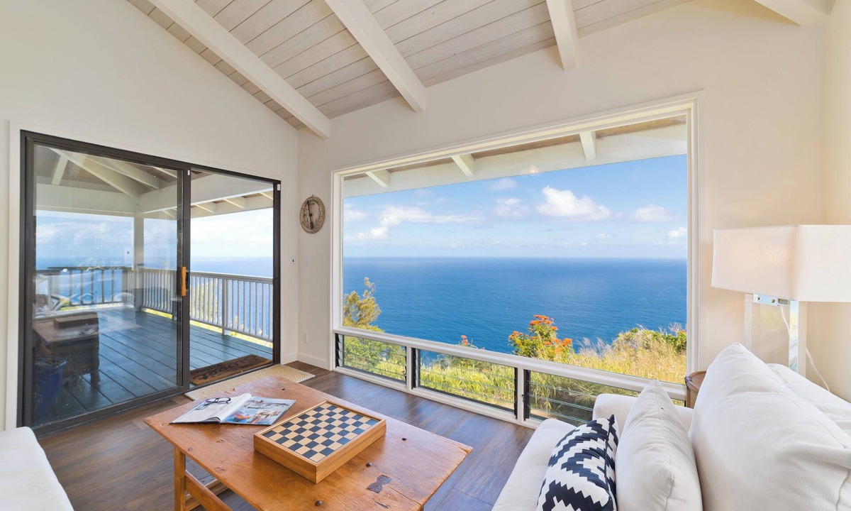 Kukuihaele Cottage | Tranquil Ocean View Cottage: Your Idyllic Escape at Waipio Valley, Big Island HI