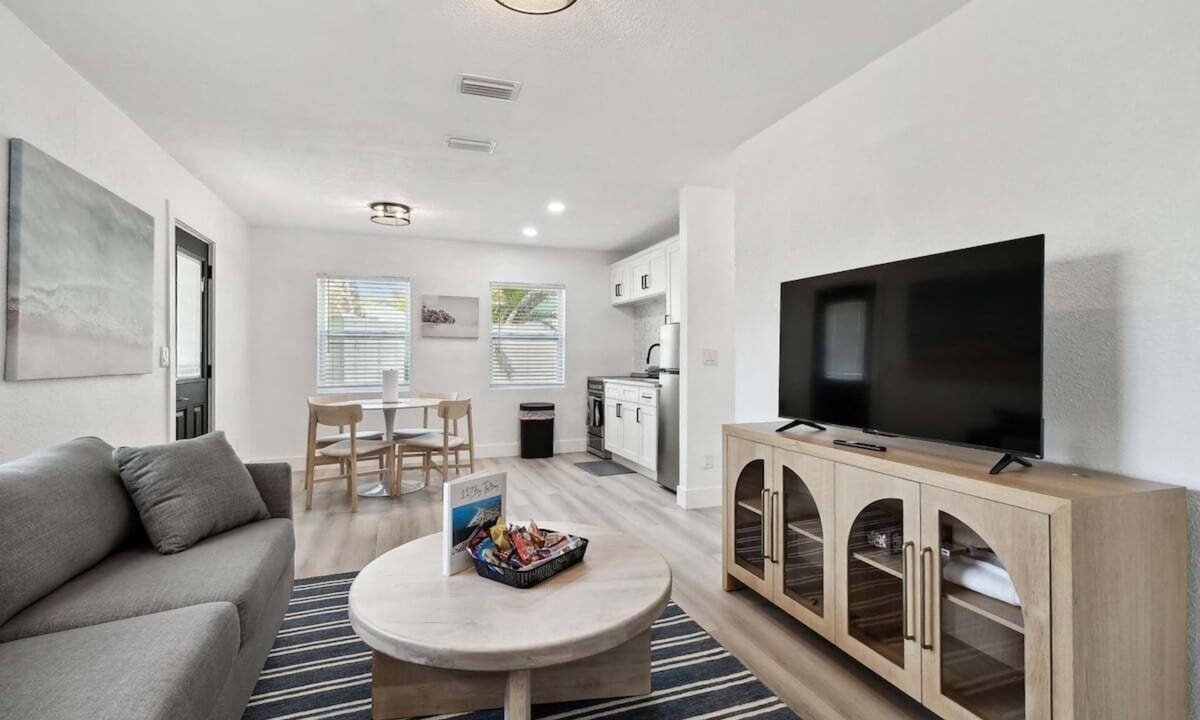 Treasure Island Apartment | Treasure Island Retreat