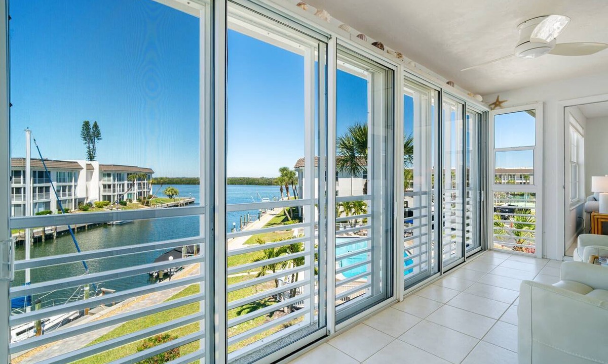 Longboat Key Apartment | Waterfront 2-Bedroom Retreat in Longboat Key