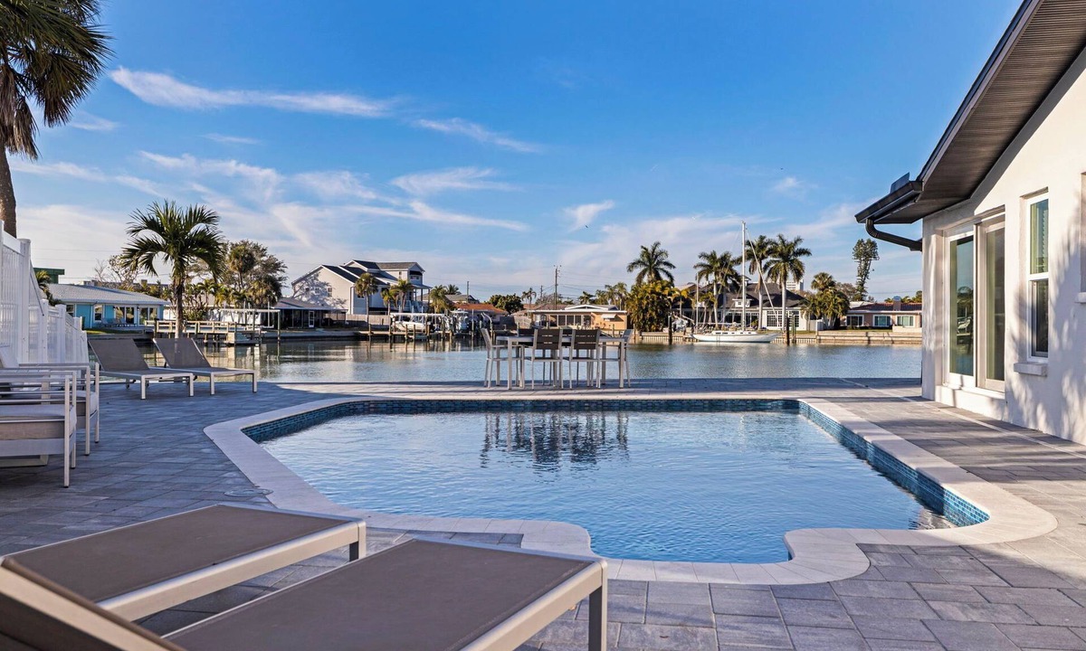 St. Petersburg House | Waterfront Home with Heated Pool! 2 miles from Beach!