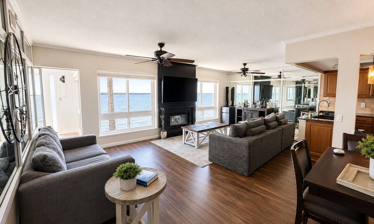 Punta Gorda Condo | Wide-Open Charlotte Harbor Views - Waterfront 2BR - Dock, Pool, Sunsets