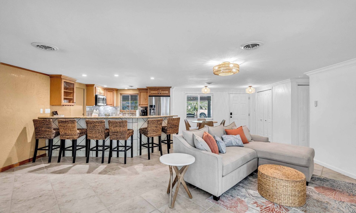Gulf Gate Estates House | Your own slice of paradise 2 miles from Siesta Key