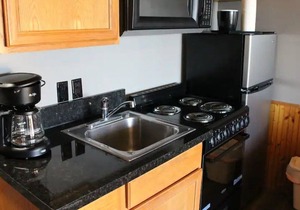 Lodge Suite Upstairs W/ Balcony - 203