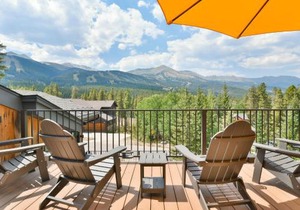 Lonestar Lodge: Sweeping Mountain Views, Hot Tub Patio